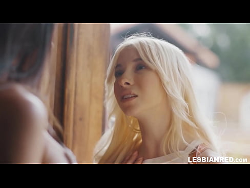 ❤️ Ragazza torna a casa qualche mese dopo e finisce per mangiare la figa della sua matrigna ❤ Video di sessoal it.novoporn.ru ❌